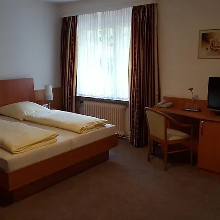 Gasthof Waldhotel Zur Holzmühle 2*